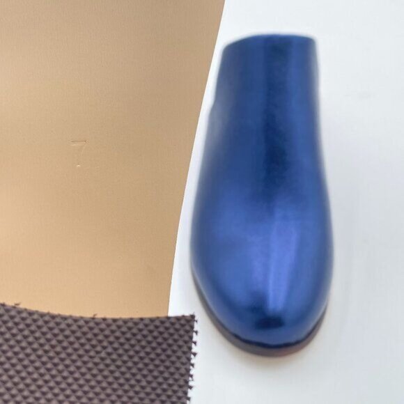 Sleek Black Leather Women's Mules - Picture 6 of 6